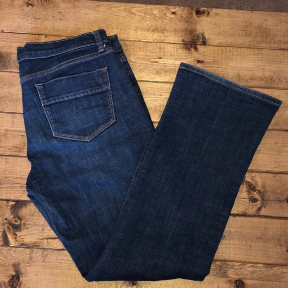 Old Navy Denim - 💕Old Navy The Sweetheart Boot Cut Jeans 8 Short